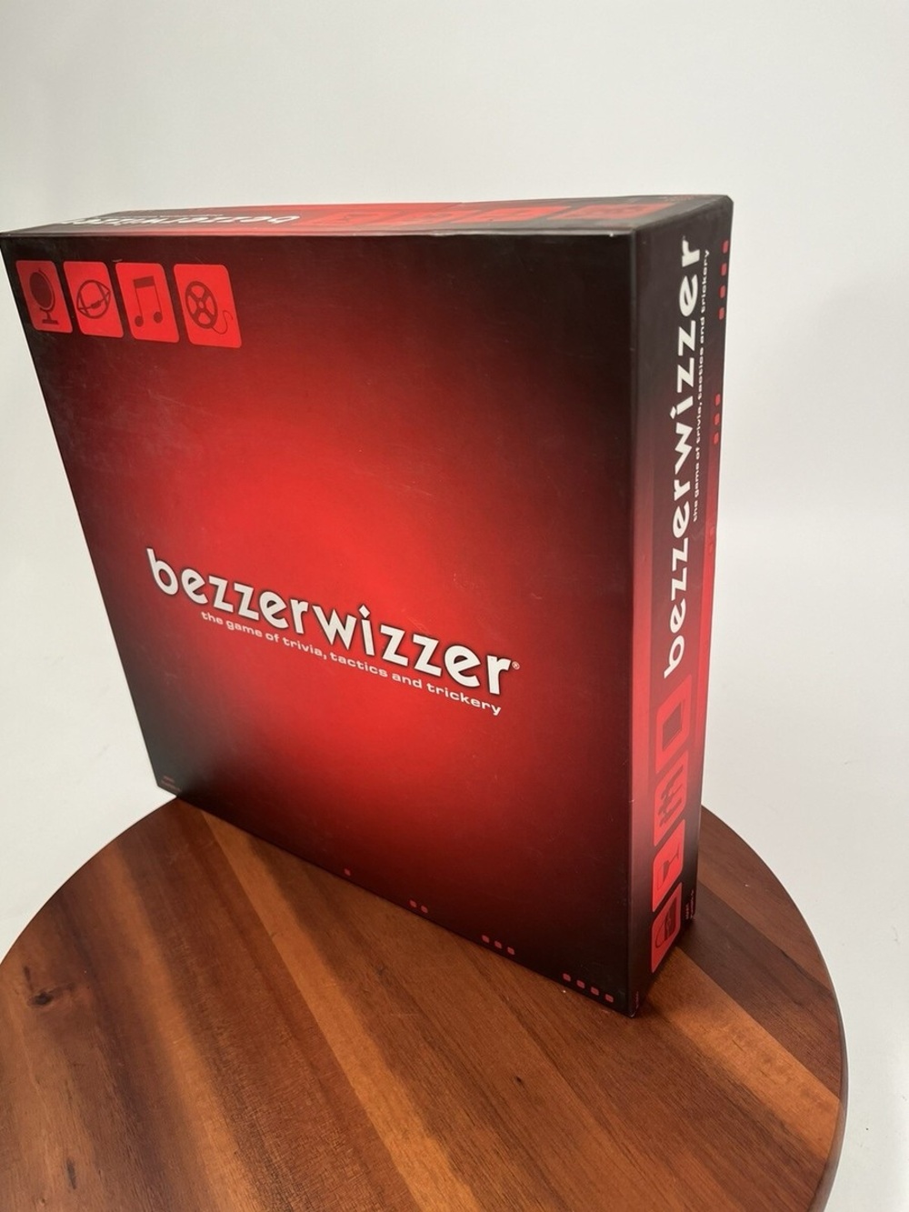 New bezzerwizzer Trivia Game - Tactics and Trickery